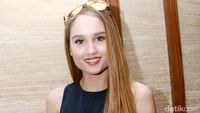Si Cantik Cinta Laura yang Lagi Kasmaran