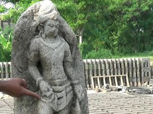 Warga Boyolali Temukan Patung Kuno di Areal Persawahan