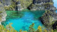 Yang Unik di Raja Ampat, Laguna Bintang