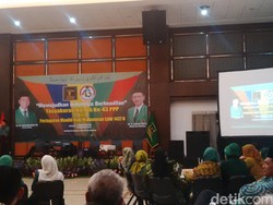 Hasto dan Elite Parpol Pendukung Pemerintah Hadiri Harlah PPP ke-43