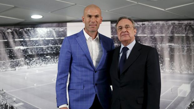 Florentino Perez merestui Madrid merekrut Sanchez, tetapi Zinedine Zidane menolaknya.