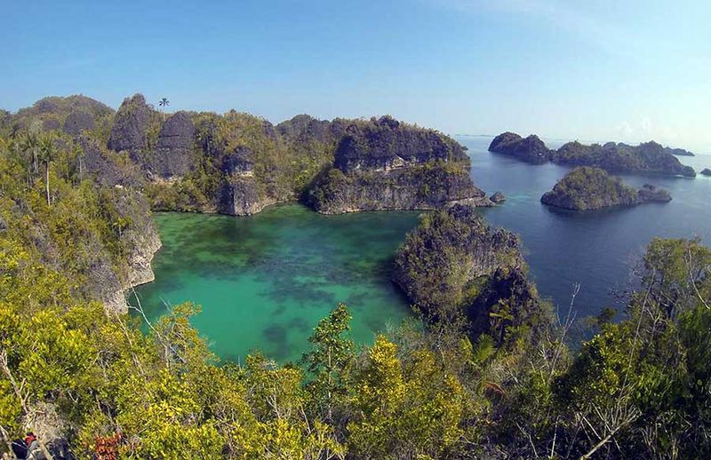 Laguna berbentuk bintang di Raja Ampat