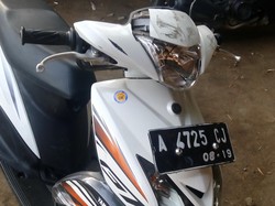 2 ABG di Serang Terkapar setelah Tabrak Lampu Hias