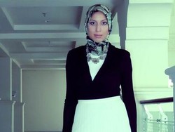 Gaya Jilbab Klasik Tren di 2016, Ini Tutorialnya untuk ke Kantor