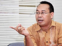 Formappi Minta MKD DPR Dibubarkan Bila Tak Segera Pecat Novanto