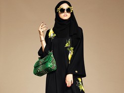 Mengintip Koleksi Hijab Perdana yang Baru Dirilis Dolce & Gabbana