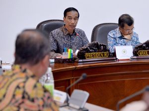Jokowi Kumpulkan Menteri Bahas Program Padat Karya Cash