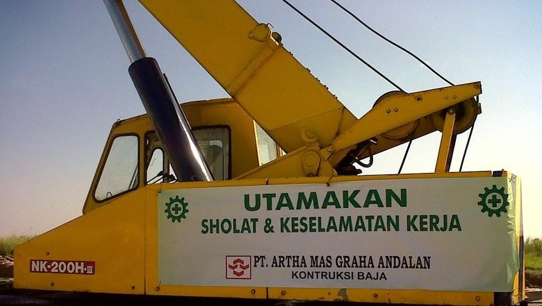 Masya Allah, Berhenti Saat Azan dan Rela Rugi Puluhan Juta Rupiah Demi Shalat Tepat W