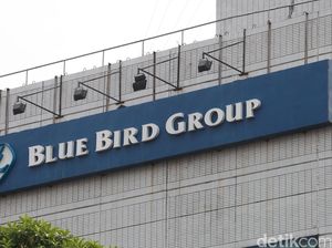 Blue Bird Beri Sanksi Sopir yang Ngomelin Bule dari Kedutaan Blue Bird Beri Sanksi Sopir yang Ngomelin Bule dari Kedutaan