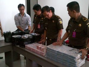 Uang Rp 4,6 M Dititipkan Terdakwa Kasus Korupsi ke Kejati Jateng