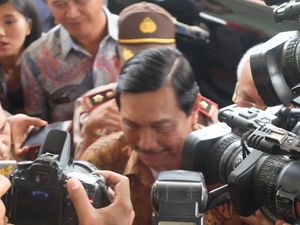 Menko Luhut Minta KPK Lebih Gencar Usut Tindak Pidana Pencucian Uang Menko Luhut Minta KPK Lebih Gencar Usut Tindak Pidana Pencucian Uang