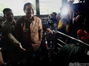 Bertemu Pimpinan KPK, Menko Luhut Bahas Penanganan Pencucian Uang Bertemu Pimpinan KPK, Menko Luhut Bahas Penanganan Pencucian Uang