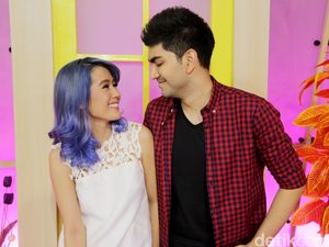 Ardina Rasti dan Gandhi Fernando, Teman tapi Mesra