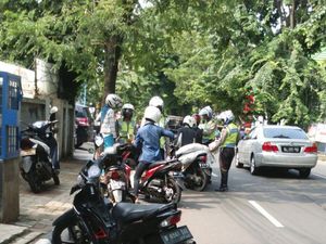 Razia di Jalan Ciputat Raya, Polres Jaksel Tilang 84 Kendaraan