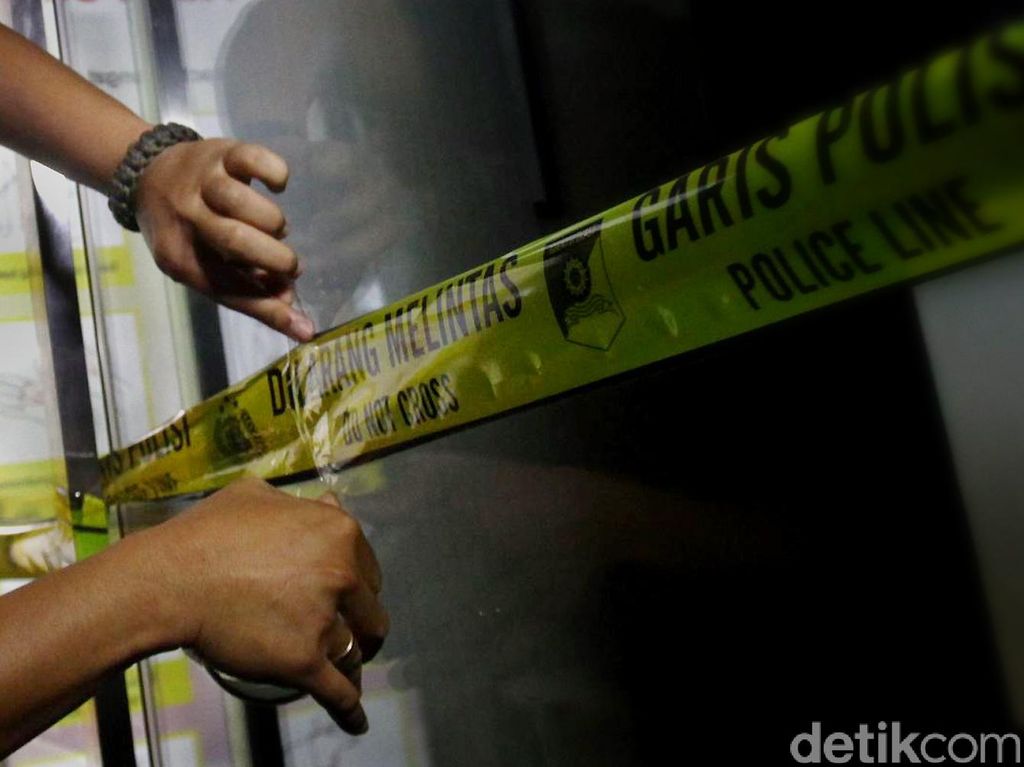 Detik-detik Pencurian di Rumah Selebgram di Depok, Pelaku Terekam CCTV