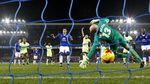 Everton Tundukkan City 2-1