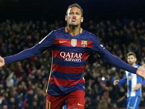 Barca Hajar Espanyol 4-1