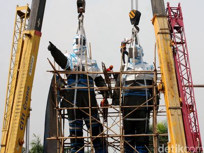 Patung Soekarno-Hatta di Bandara Cengkareng Akan Dipindah