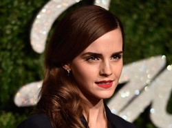 Wanita Idaman Pria: Kulit Seperti Kim Kardashian dan Otak Sepintar Emma Watson