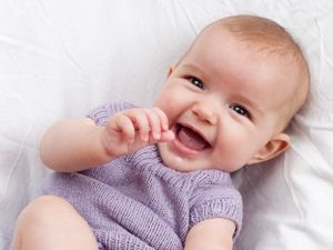 Terdengar Indah, 30 Nama Bayi Perempuan dengan Makna Lagu