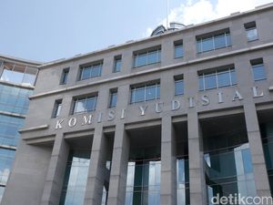Pelapor Apresiasi KY Usulkan Skors 2 Tahun Hakim PN Jakpus Penunda Pemilu Pelapor Apresiasi KY Usulkan Skors 2 Tahun Hakim PN Jakpus Penunda Pemilu