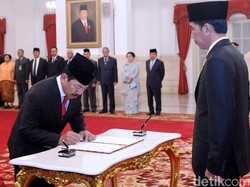 Kepala Badan Siber Minta Maaf soal #HoaxMembangun