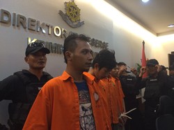 Perampokan Apotek di Cipayung yang Terekam CCTV Diotaki Mantan Pegawai