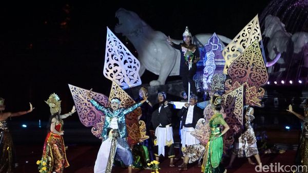 Kemeriahan Peresmian Taman Air Sri Baduga