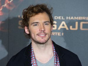 Hiks! Sam Claflin-Laura Haddock Cerai Setelah 6 Tahun Menikah Hiks! Sam Claflin-Laura Haddock Cerai Setelah 6 Tahun Menikah