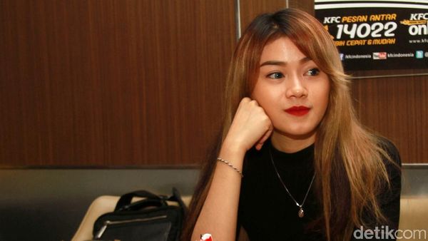 Dara, Cantik-cantik Kok Jomblo?