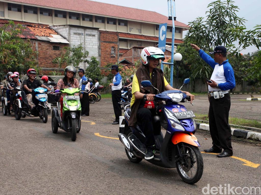 Tes Psikologi SIM Bagian dari Safety Riding dan Driving Tes Psikologi SIM Bagian dari Safety Riding dan Driving