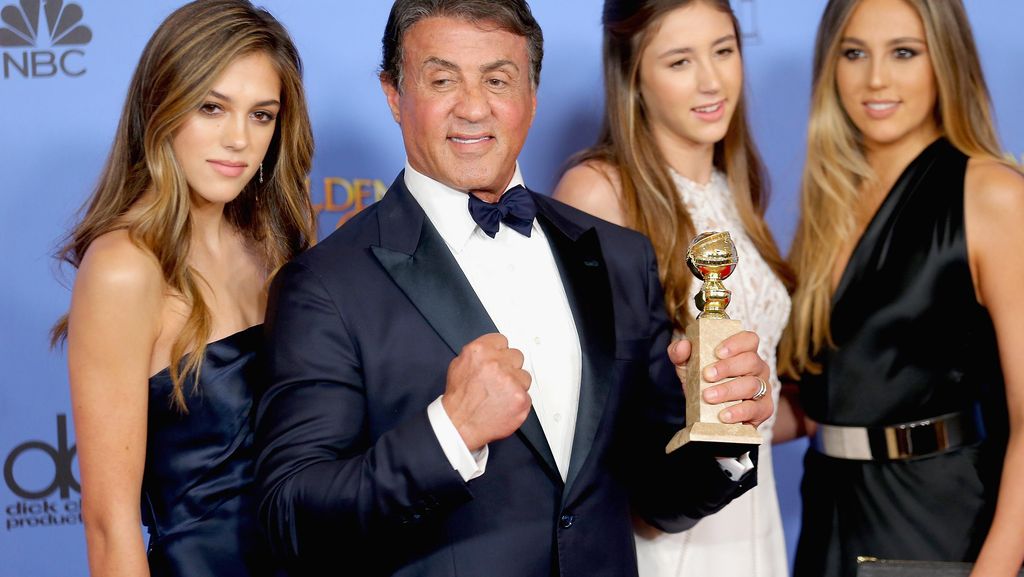 Sylvester Stallone Dikelilingi 3 Putrinya yang Cantik