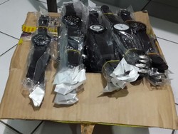 Curi 150 Jam Tangan, Agus Diamankan di Polsek Senen