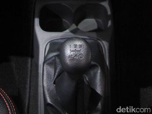 Musim Mudik Sering Macet, Ini Trik Nyetir Mobil Manual di Tanjakan Musim Mudik Sering Macet, Ini Trik Nyetir Mobil Manual di Tanjakan