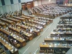Paripurna Pembuka Masa Sidang, 104 Anggota F-PDIP Izin Karena Rakernas