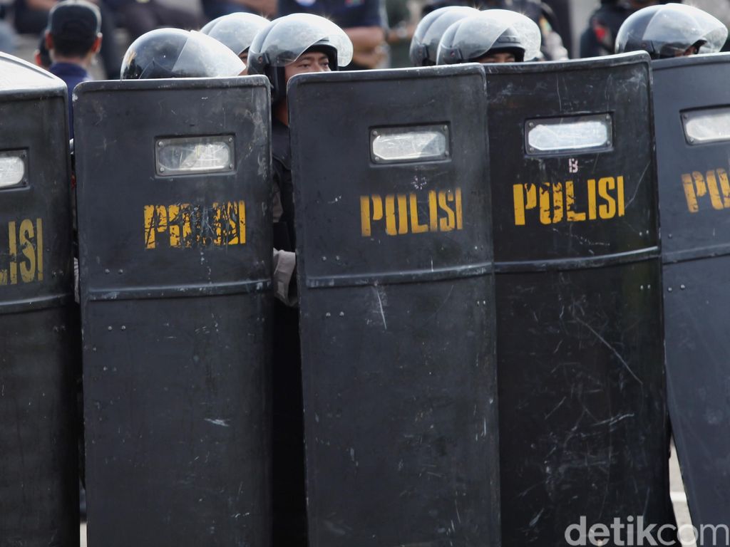 Berapa Sih Gaji Polisi Pangkat Bintara dari Bripda-Aiptu? Cek di Sini Berapa Sih Gaji Polisi Pangkat Bintara dari Bripda-Aiptu? Cek di Sini