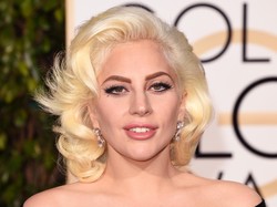 Lady Gaga Terharu Raih Golden Globe Pertamanya
