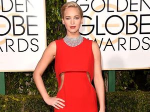 10 Seleb Wanita Berpenampilan Terbaik di Golden Globes 2016