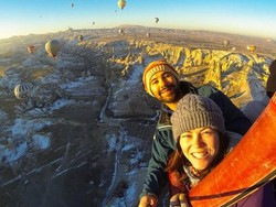 Kenyataan Suram di Balik Traveling Bersama Pasangan