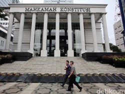 Ketua MK Persilakan KPK Periksa CCTV di Kantornya