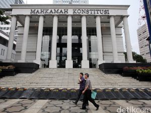 MKMK Gelar Sidang Pendahuluan Dugaan Pelanggaran Etik Hakim MK MKMK Gelar Sidang Pendahuluan Dugaan Pelanggaran Etik Hakim MK