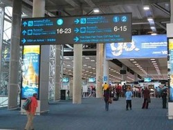 Waswas Cacar Monyet, Thailand Lakukan Skrining Pelancong di Bandara