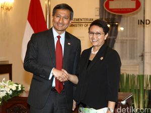 Menlu Singapura Temui Menlu Retno