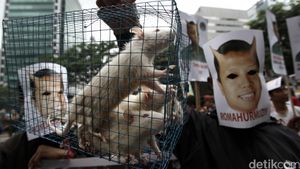 Bawa Keranda dan Tikus, Massa Demo KPK