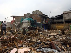 Kapolsek Tebet: Staf LBH Tidak Dikeroyok, Diamankan karena Seakan Jagoan Kapolsek Tebet: Staf LBH Tidak Dikeroyok, Diamankan karena Seakan Jagoan