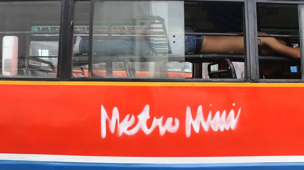 Cerita Indah Penumpang Setia Metromini (EBG-10)