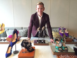 Mengenal Desainer Sepatu Paul Andrew & Misinya Hadirkan Stiletto yang Nyaman