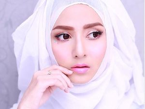 Foto: Pesona Hayalita, Pengusaha Berhijab Thailand yang Populer di Instagram