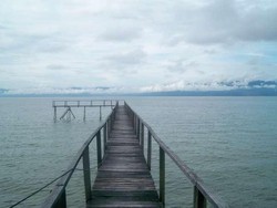 Tempat Cantik Melihat Gerhana Matahari Total: Pinggir Danau Poso!