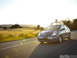 Dicari, Sopir untuk Jajal Mobil Otomatis Google